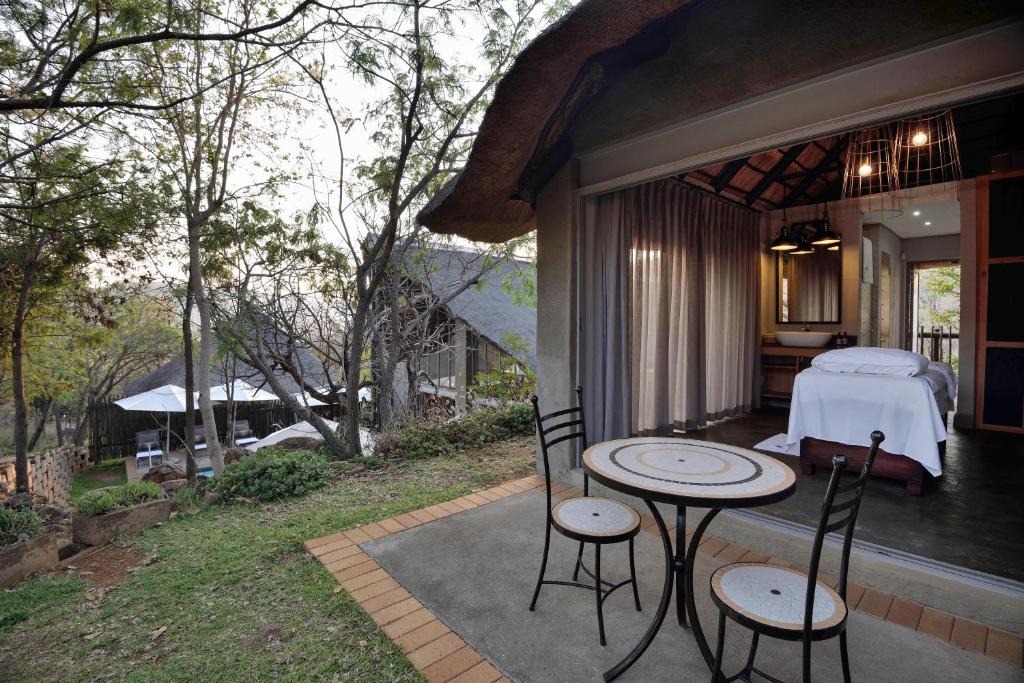 هتل باکوبانگ بوش لاج